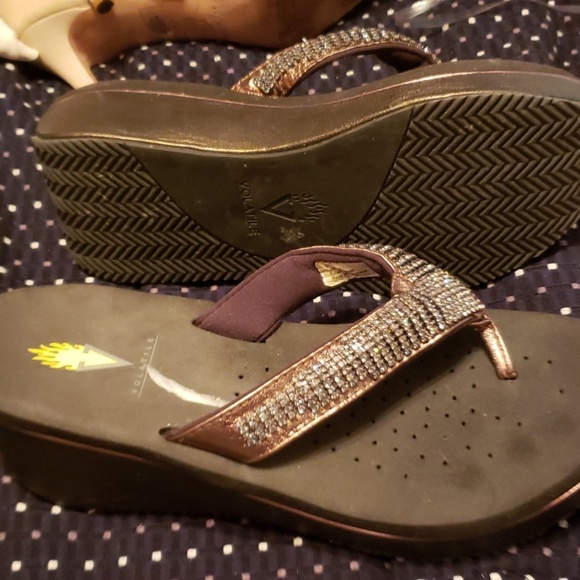 Sandals - Picture 2 of 2